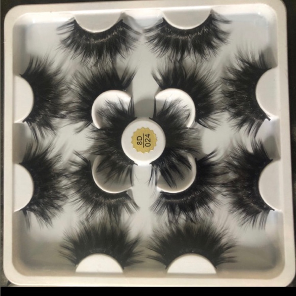 Eyelashes